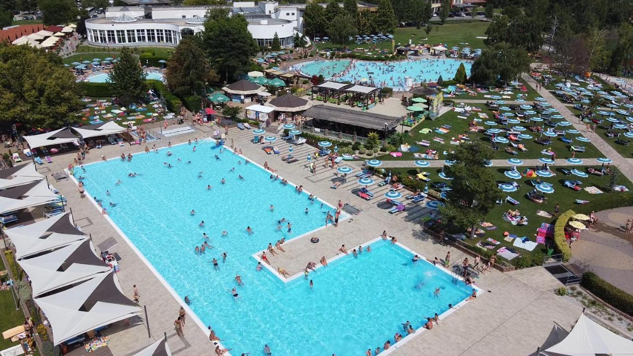 Rivapark Apartamento Dunajská Streda Exterior foto