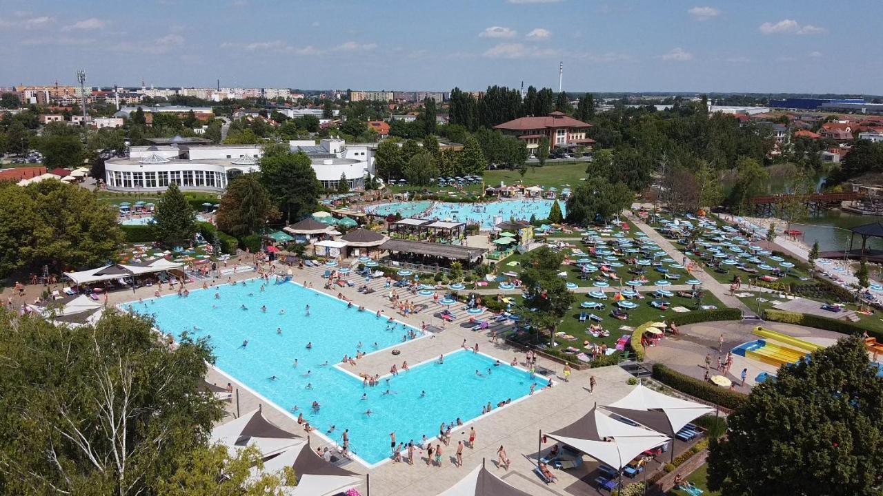 Rivapark Apartamento Dunajská Streda Exterior foto
